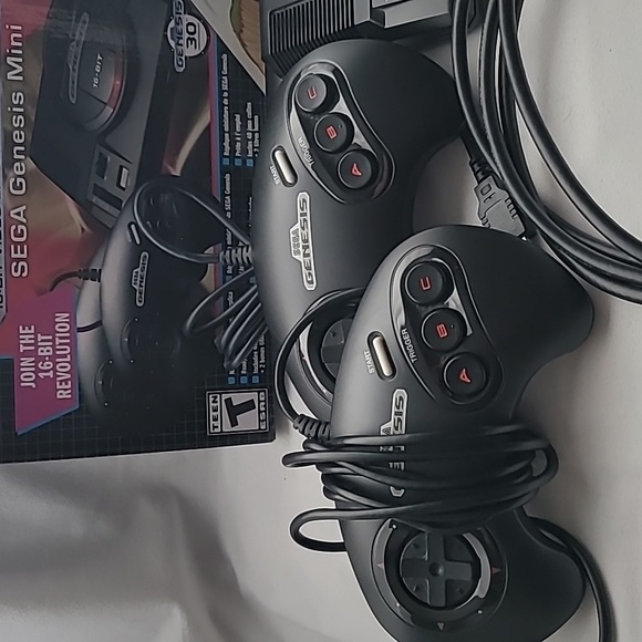 Sega Genesis Mini - Picture 9 of 12